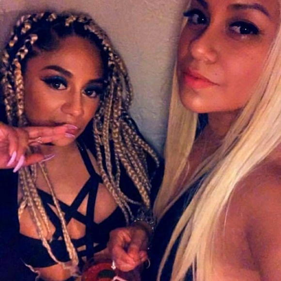 Meet your Posher, Jaclyn - Picture 1 of 1